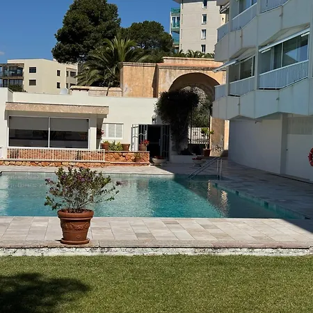 Piso Castell Con Vistas Al Mar, Piscina En La Primera Linea Appartement